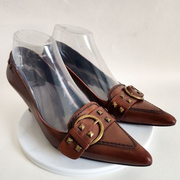 Y2K 90s Stuart Weitzman Leather Brown Gold Kitten Heels Pumps Pointed Toe 6.5 M - Picture 1 of 11